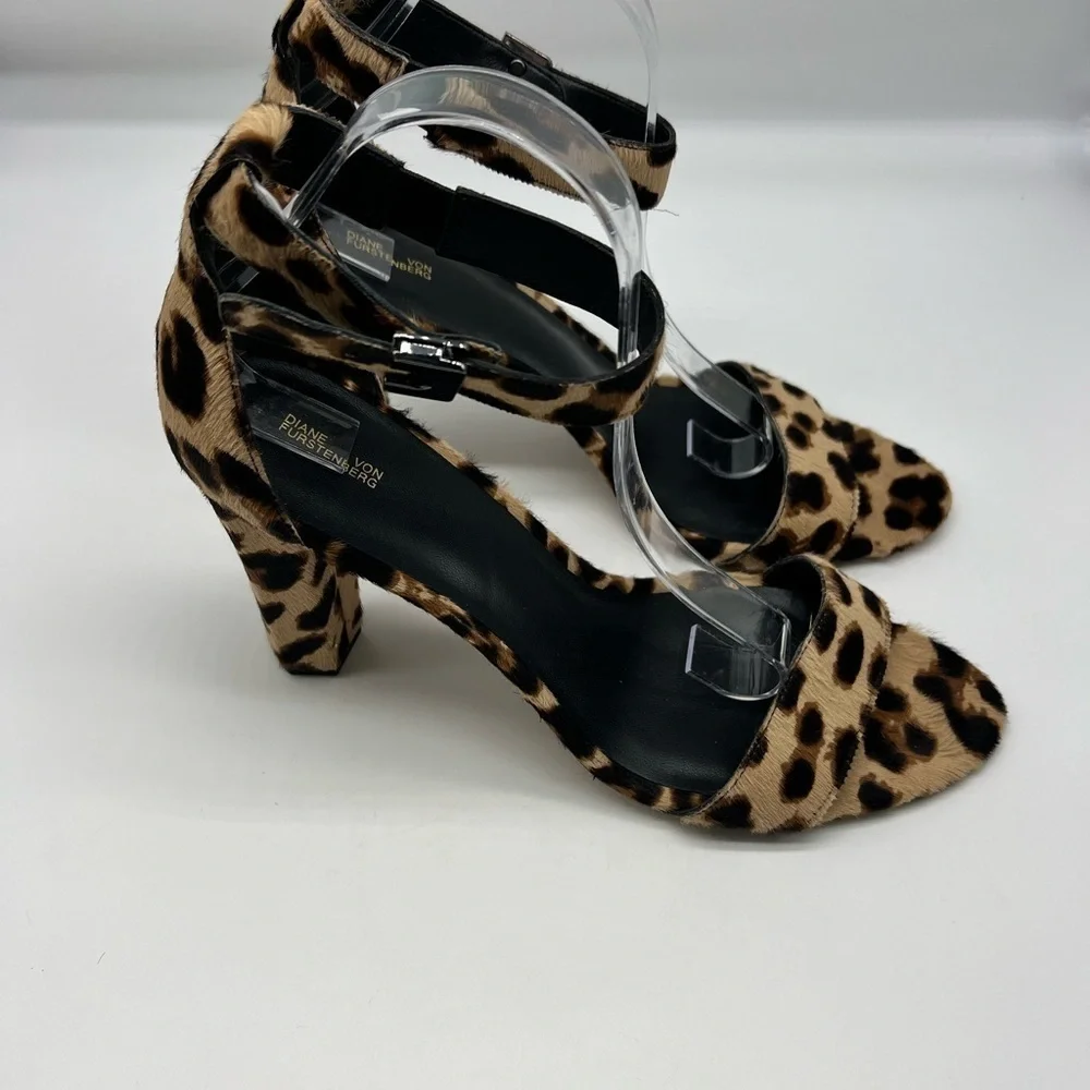Diane Von Furstenberg - Chain-link Leopard Ankle Strap Open Toe High Heels SZ 11